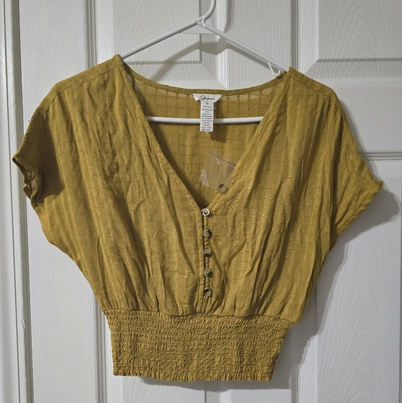 NWT Japna Mustard Yellow Smocked Dolman Short Sleeve Top, Cropped, Deep V-Neck. - Picture 1 of 10